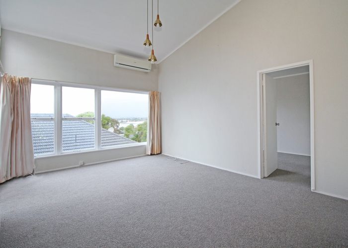  at 2/21 Felton Mathew Avenue, Saint Johns, Auckland City, Auckland