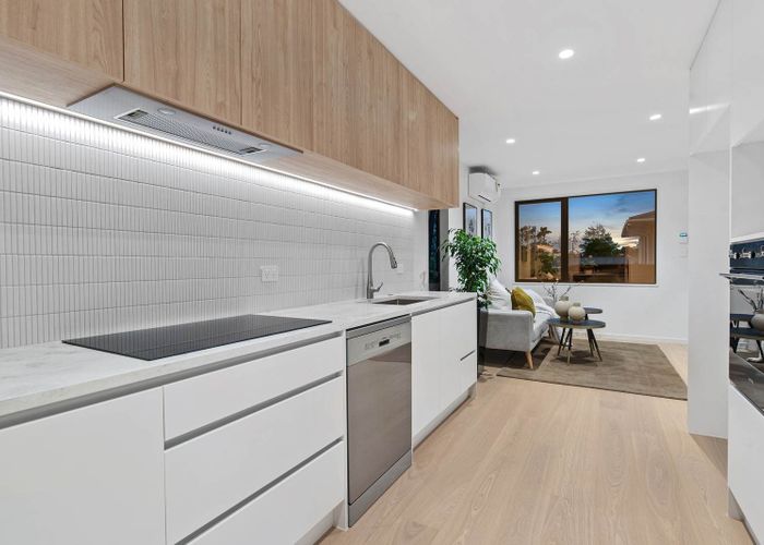  at 9E O'Donn Avenue, Beach Haven, North Shore City, Auckland