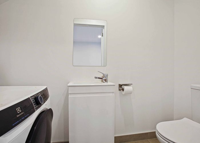  at 28 Ivy Nola Way, Henderson, Waitakere City, Auckland