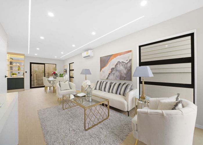  at 4/592 Massey Road, Mangere, Manukau City, Auckland