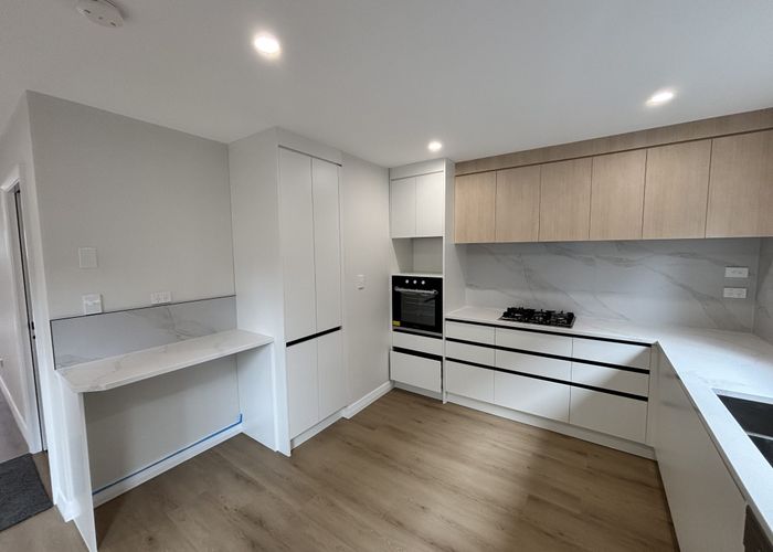  at 169c Everglade Drive, Totara Heights, Manukau City, Auckland