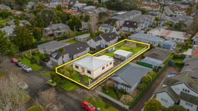  at 43 Tawera Road, Greenlane, Auckland
