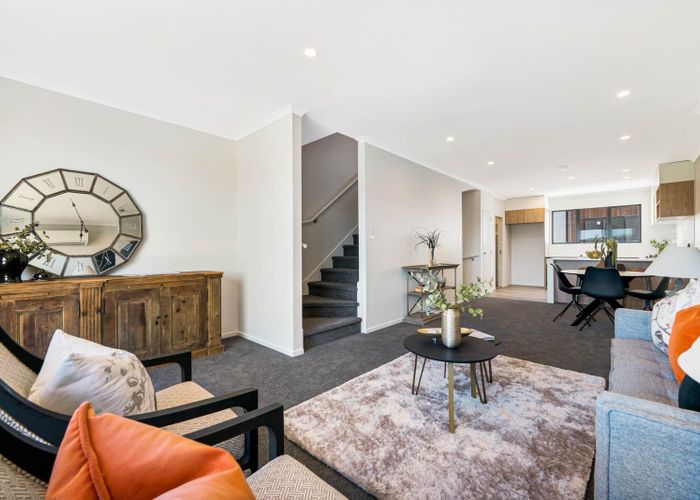  at 38 Pigeonwood Place, Flat Bush, Manukau City, Auckland