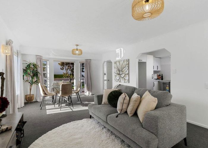  at 22 McAlister Place, Mount Roskill, Auckland