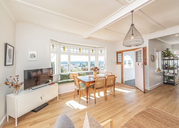  at 55 Hipango Terrace, Durie Hill, Whanganui