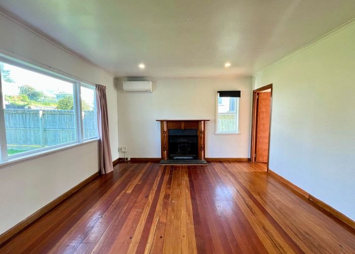  at 55 Beaubank Road, Kelston, Waitakere City, Auckland