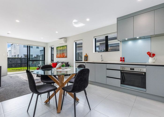  at 19 Farmland Road, Papakura, Papakura