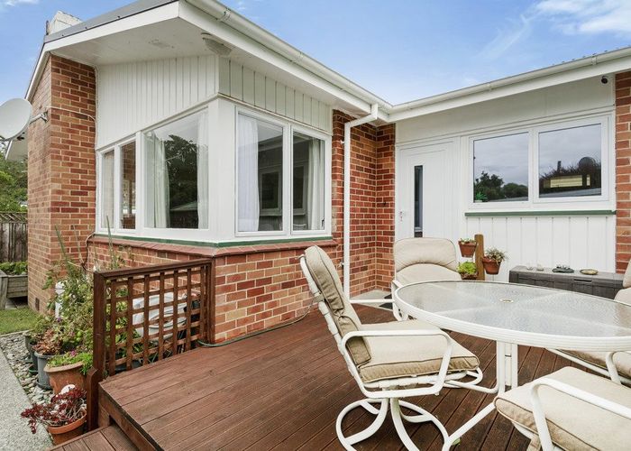  at 5 Surrey Street, Tawa, Wellington, Wellington