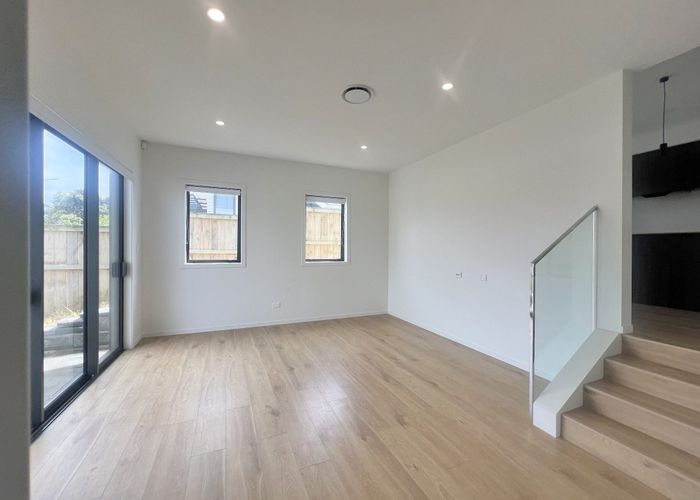  at 296 Bucklands Beach Road, Bucklands Beach, Manukau City, Auckland