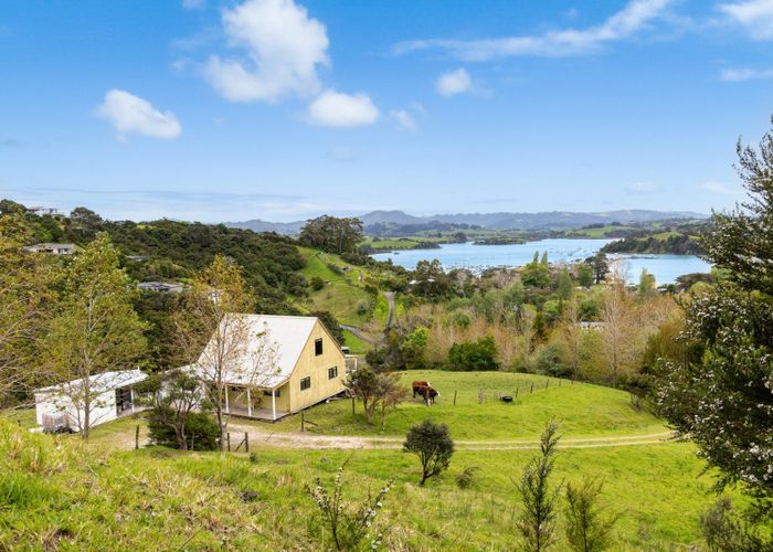  at 28 Brick Bay Drive, Sandspit, Warkworth