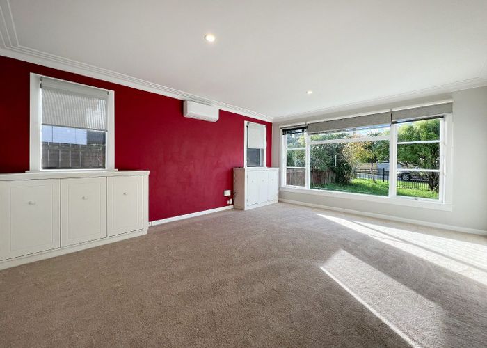  at 27 Kings Road, Panmure, Auckland City, Auckland