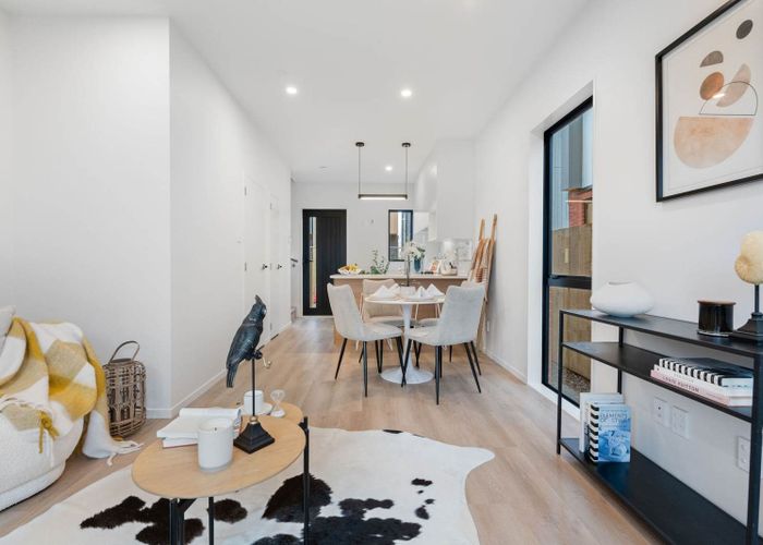  at 2/1F Rosyth Avenue, Bayswater, North Shore City, Auckland