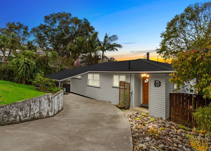  at 122 Lynbrooke Avenue, Blockhouse Bay, Auckland