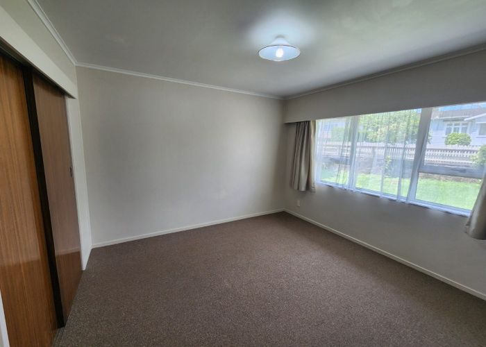  at 64 Pleasant Street, Onehunga, Auckland