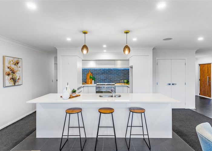  at 21 Tasman Close, Aotea, Porirua