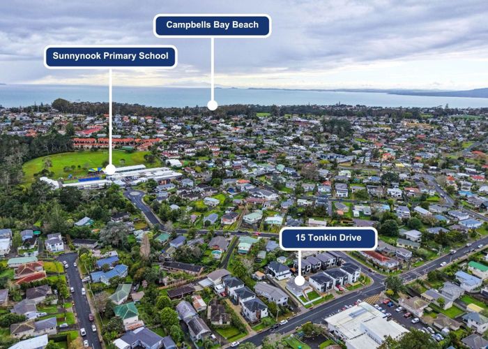  at 15 Tonkin Drive, Sunnynook, North Shore City, Auckland