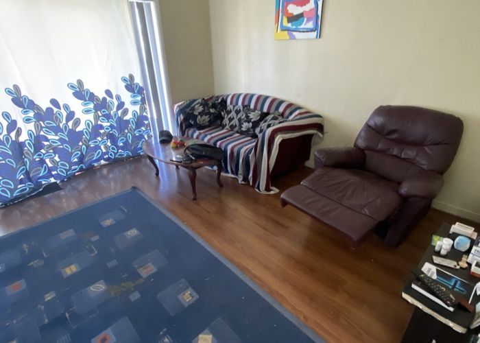  at 1 Cameron Road, Hamilton East, Hamilton