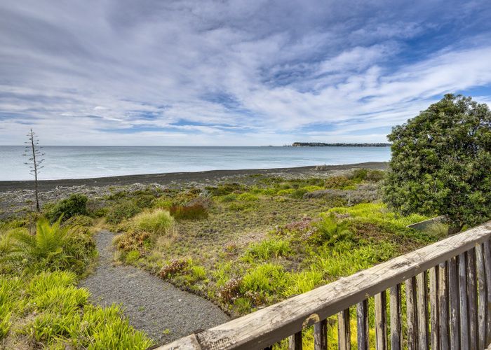  at 42 Ferguson Street North, Bay View, Napier