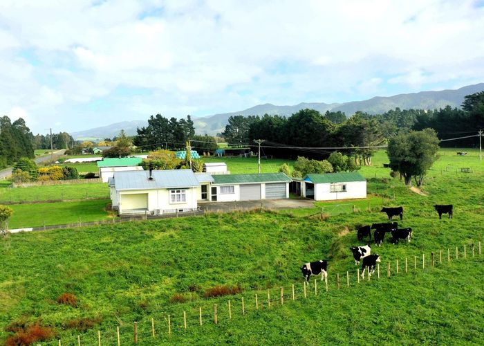  at 960 Top Grass Road, Dannevirke, Tararua, Manawatu / Whanganui