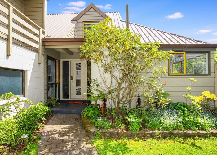  at 28 Harkness Place, Avonhead, Christchurch