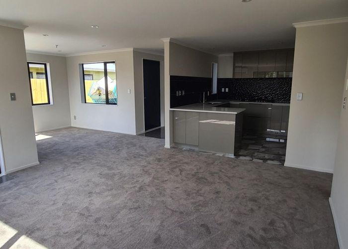  at 10b Cambridge Road, Manurewa, Manukau City, Auckland
