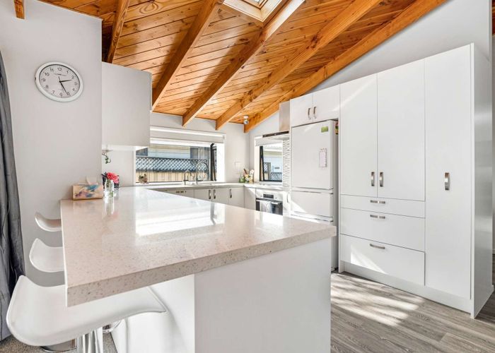  at 52 Racecourse Road, Waiuku, Waiuku