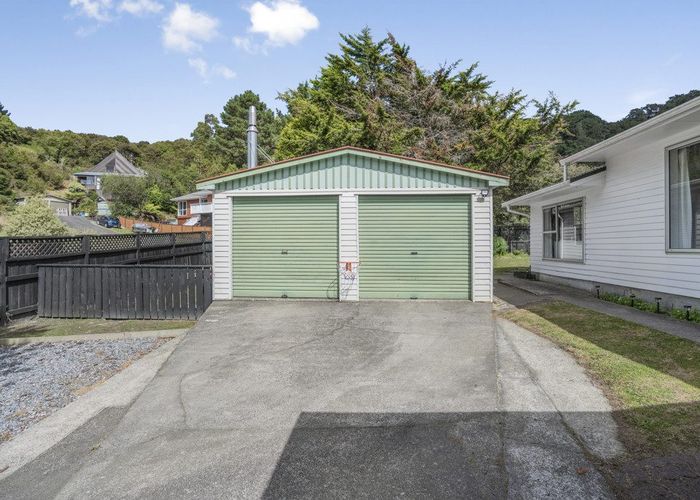  at 31 Mcgowan Road, Wainuiomata, Lower Hutt