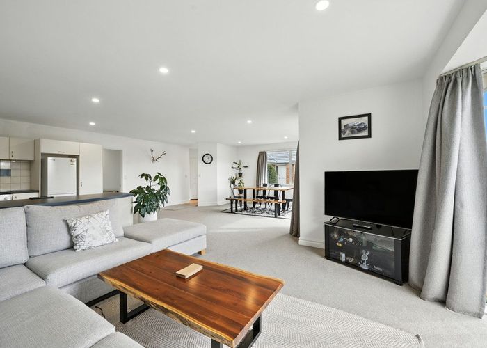  at 43 Parade Court, Addington, Christchurch City, Canterbury