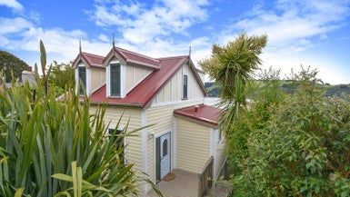  at 2 Waireka Street, Ravensbourne, Dunedin