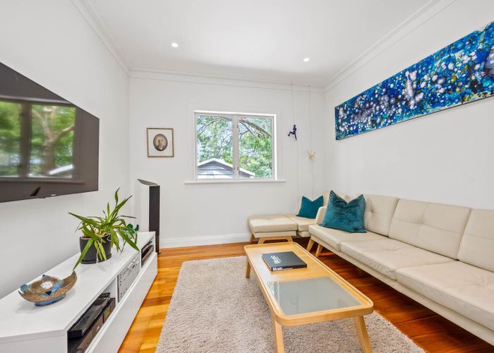  at 6 Bank Street, Mount Eden, Auckland City, Auckland