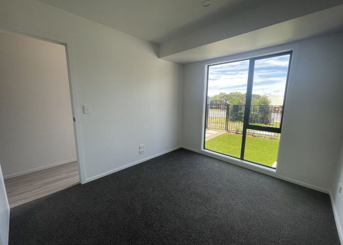  at 1/504 Don buck Road, Massey, Waitakere City, Auckland
