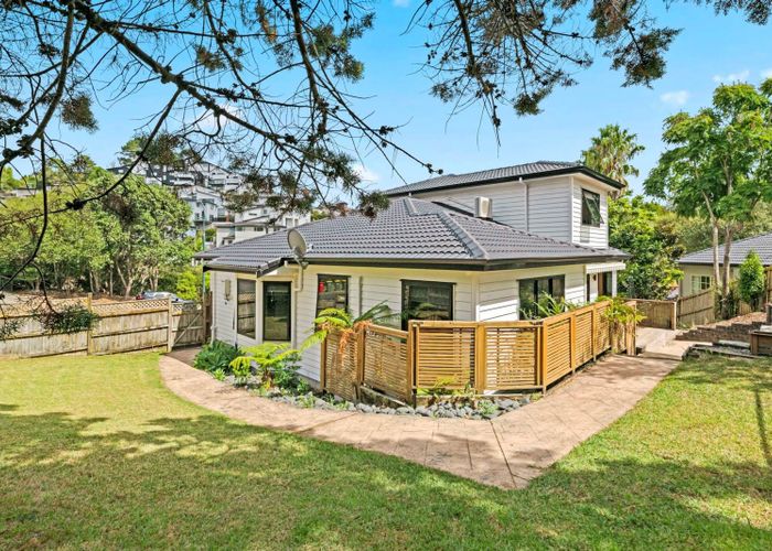  at 4 Ridge Valley Drive, Browns Bay, Auckland