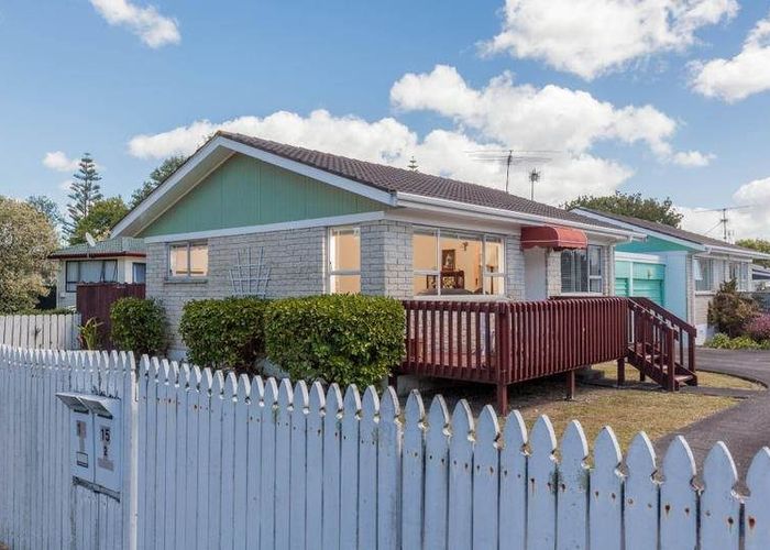  at 1/15 Cranberry Place, Bucklands Beach, Manukau City, Auckland
