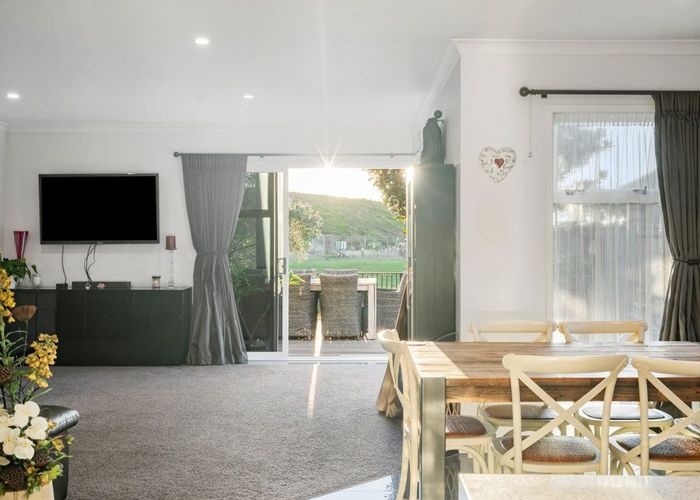  at 14 Celmisia Retreat, Papamoa Beach, Tauranga, Bay Of Plenty