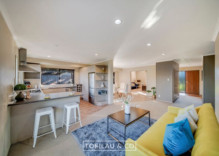  at 12 Waterbury Place, Mangere, Auckland