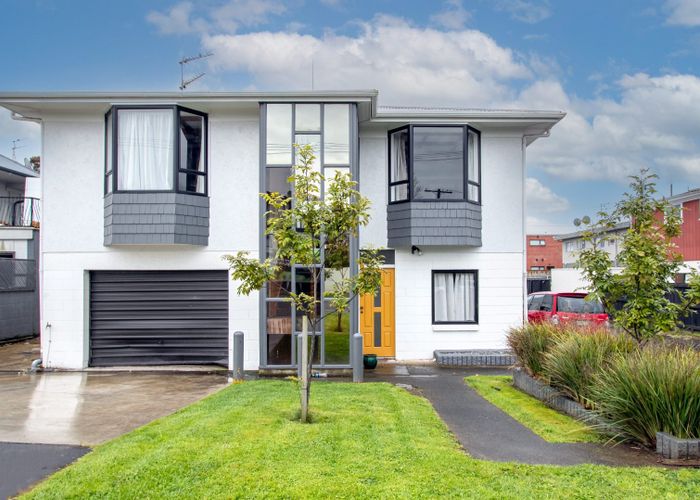  at 2/16 Abbotsford Street, Whitiora, Hamilton, Waikato