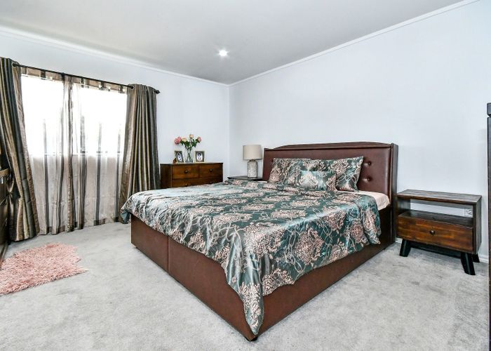  at 21 Rosemead Place, Randwick Park, Manukau City, Auckland