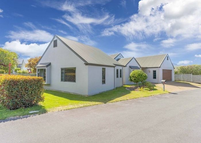  at 1 Joshua Place, Rangatira Park, Taupo