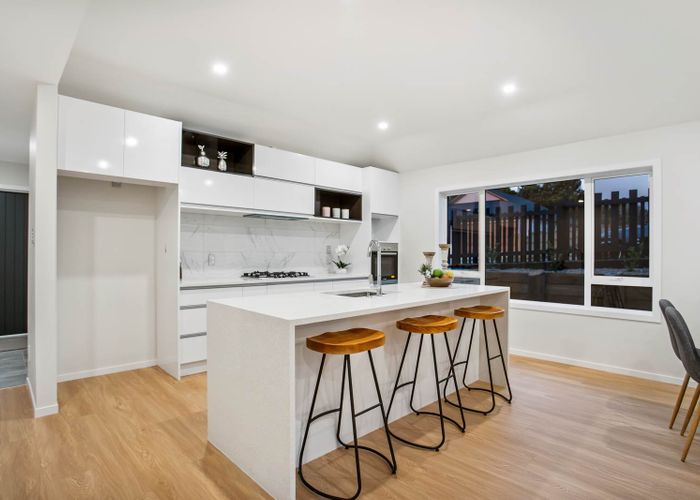  at 12 Reserva Crescent, Kumeu