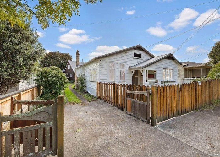  at 44A Tranmere Road, Sandringham, Auckland City, Auckland