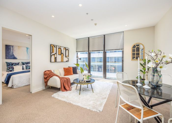  at 305/8 Nugent Street, Grafton, Auckland