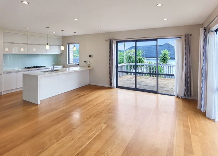  at 19 Wye Oak Drive, Schnapper Rock, Auckland