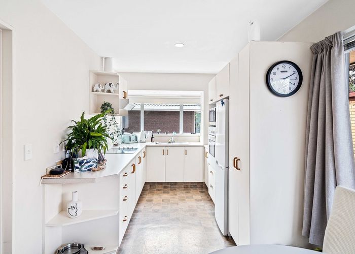  at 2/38 Maxwell Street, Riccarton, Christchurch