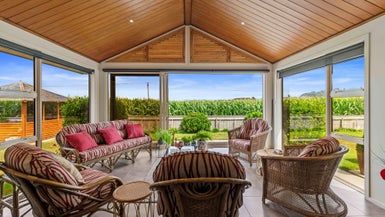  at 244 Grandview Road, Western Heights, Hamilton