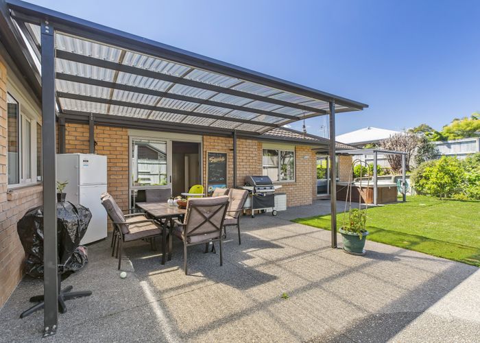  at 133 Rowesdale Drive, Ohauiti, Tauranga