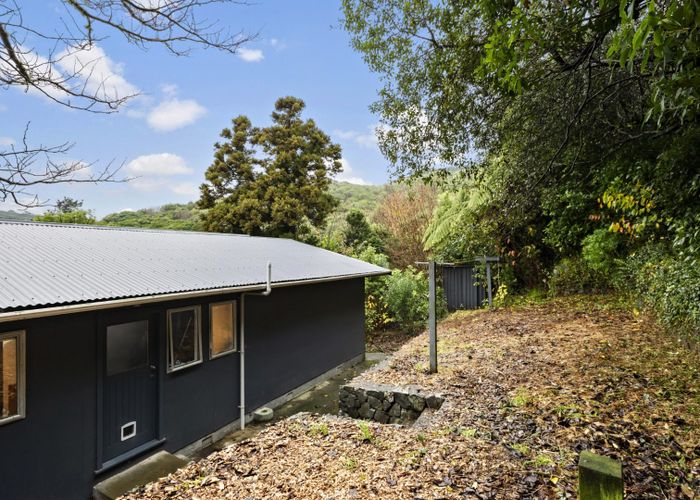  at 6 Swadel Way, Karori, Wellington