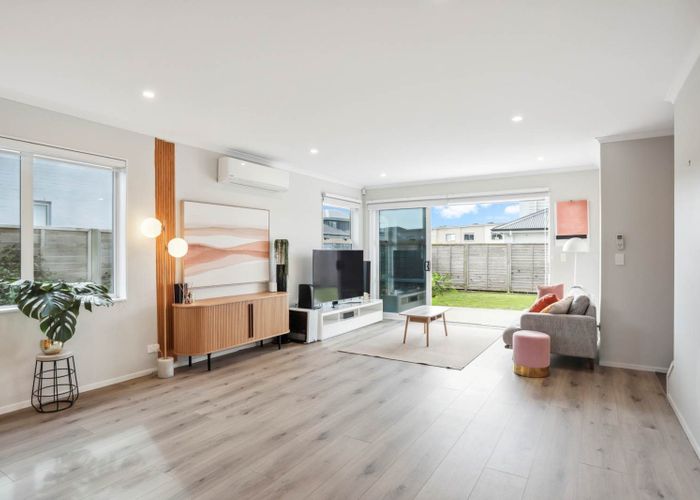  at 55 Mettam Drive, Swanson, Auckland
