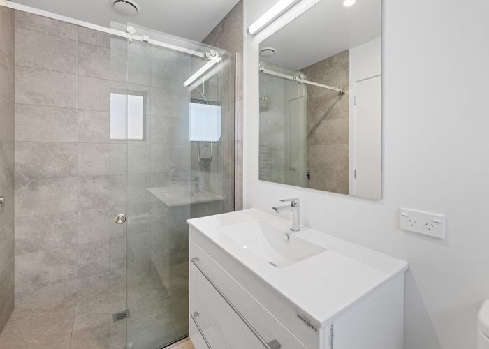  at 8 Edwin Street, Caversham, Dunedin