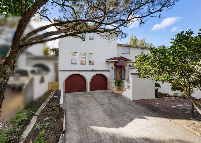  at 2/26A Penning Road, Castor Bay, North Shore City, Auckland