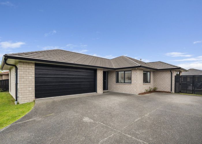  at 8 Double Bay Road, Pyes Pa, Tauranga
